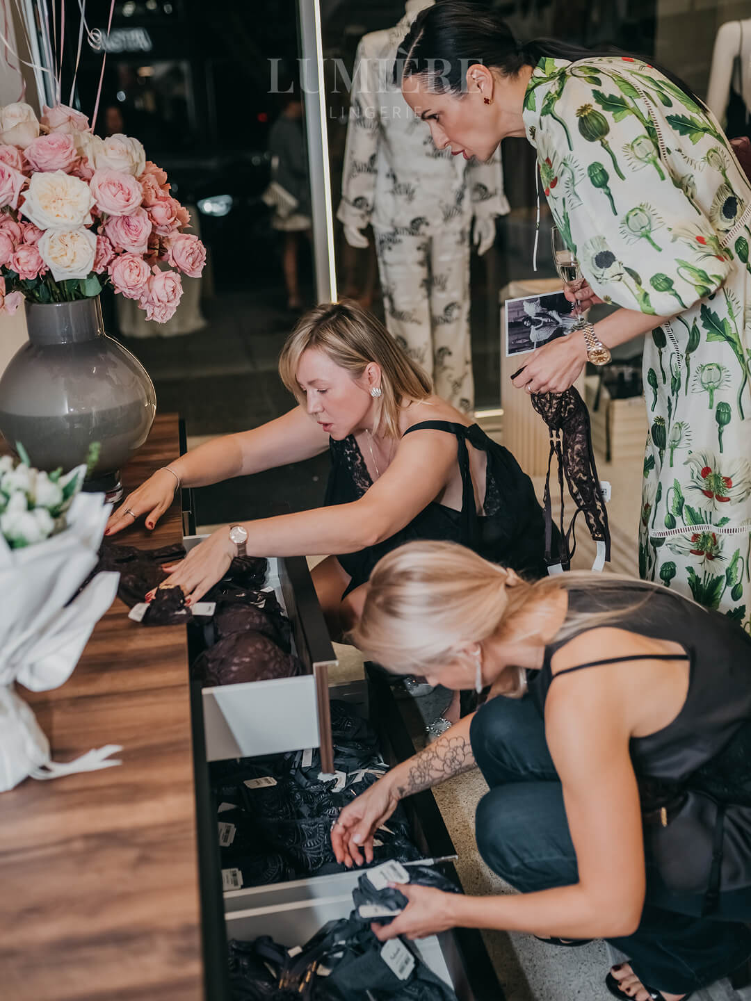 Proper underbust band measurement technique for French Aubade lingerie sizing at Lumiere luxury boutique Cyprus